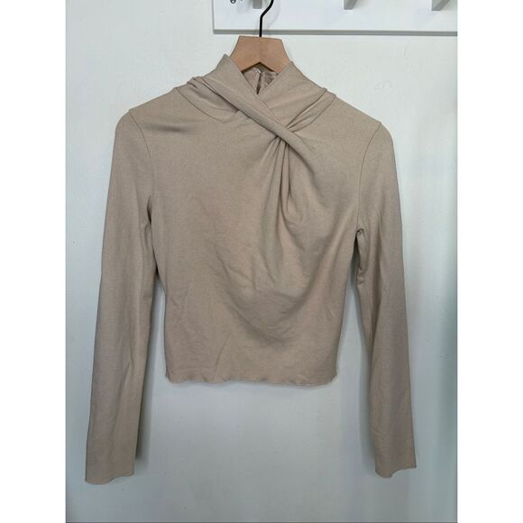 Vince Twist Long Sleeve Top - Picture 2 of 5